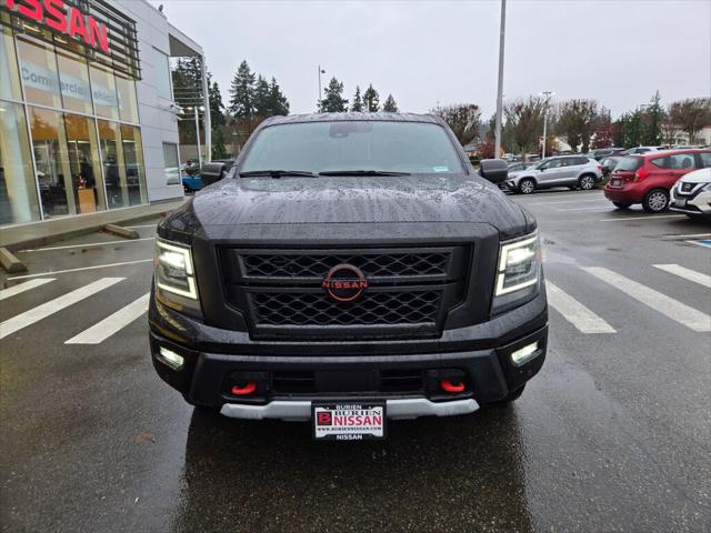 2023 Nissan TITAN Crew Cab PRO-4X 4x4