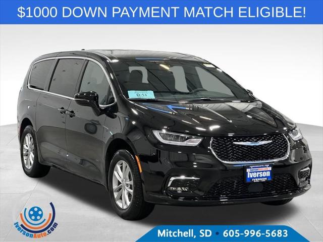 2026 Chrysler Pacifica PACIFICA SELECT AWD