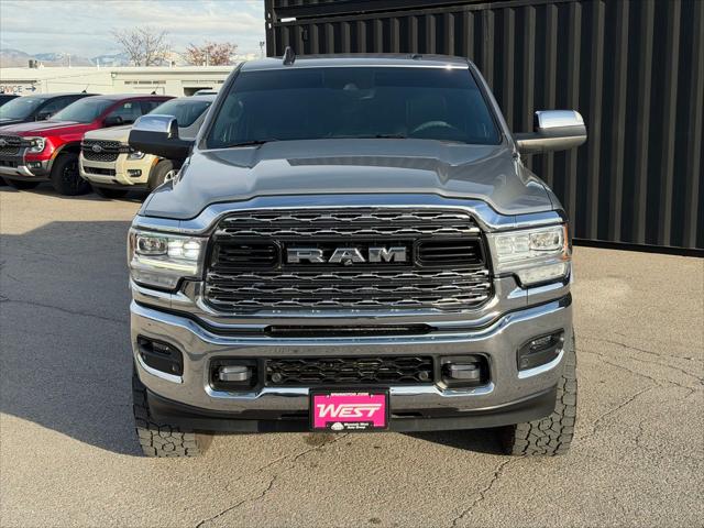2019 RAM 3500 Limited Crew Cab 4x4 8 Box