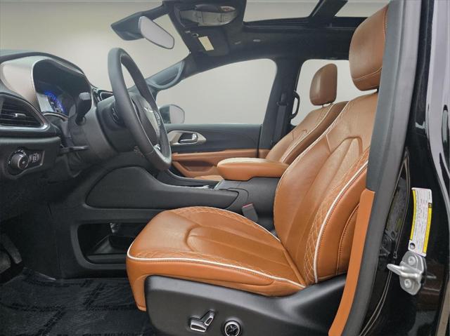 2024 Chrysler Pacifica Pinnacle AWD 2024 Chrysler Pacifica Pinnacle AWD