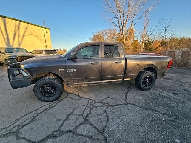 2017 RAM 1500 Express Quad Cab 4x4 64 Box 2017 RAM 1500 Express Quad Cab 4x4 64 Box