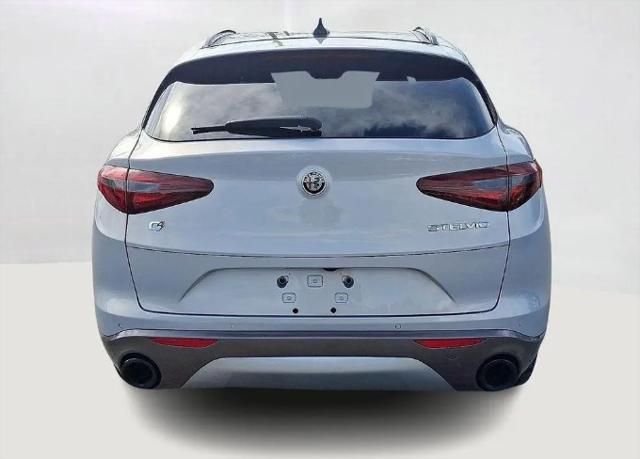 2023 Alfa Romeo Stelvio Lusso AWD 2023 Alfa Romeo Stelvio Lusso AWD