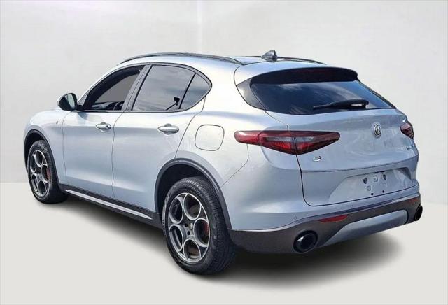 2023 Alfa Romeo Stelvio Lusso AWD 2023 Alfa Romeo Stelvio Lusso AWD