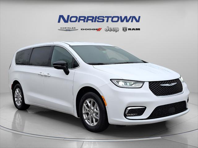 2025 Chrysler Pacifica PACIFICA SELECT