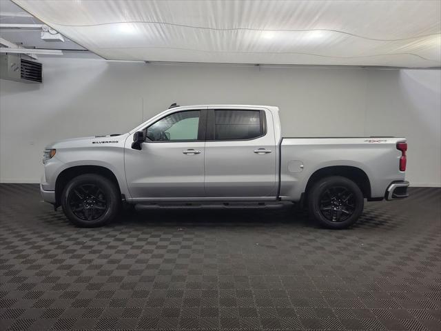 2022 Chevrolet Silverado 1500 4WD Crew Cab Short Bed RST