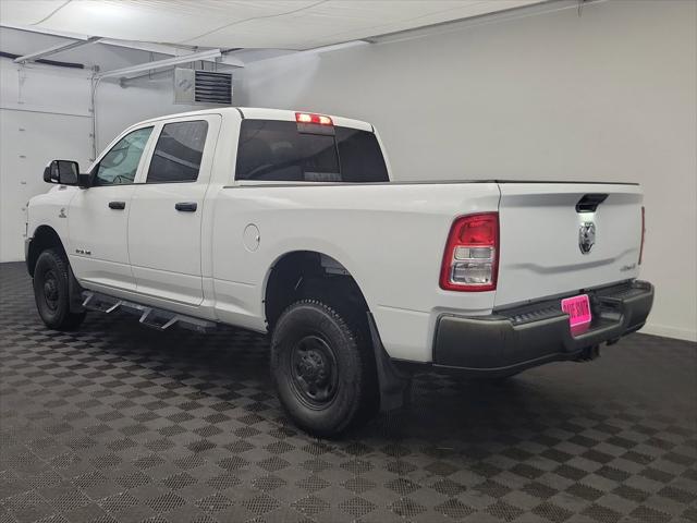 2022 RAM 2500 Tradesman Crew Cab 4x4 64 Box
