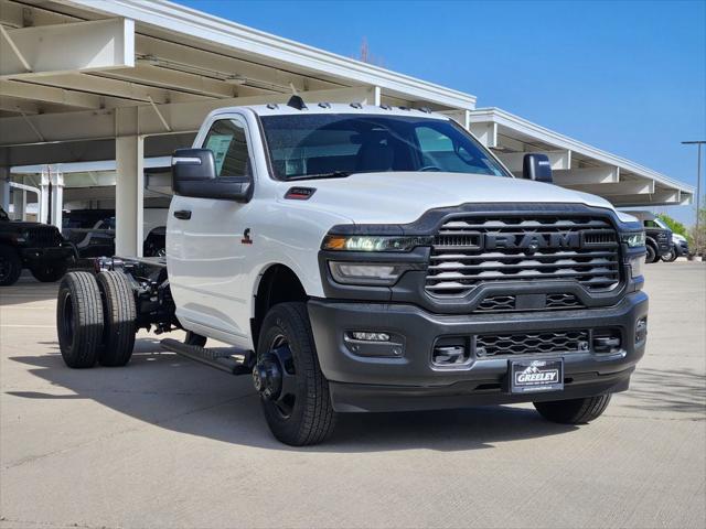 2026 RAM Ram 3500 Chassis Cab RAM 3500 TRADESMAN CHASSIS REGULAR CAB 4X4 84 CA