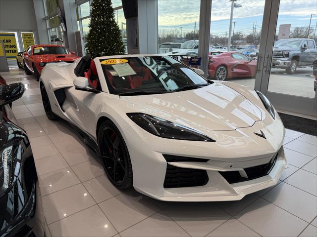 2025 Chevrolet Corvette E-Ray RWD Convertible 3LZ