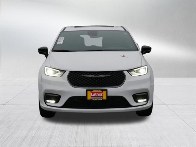 2026 Chrysler Pacifica PACIFICA SELECT AWD