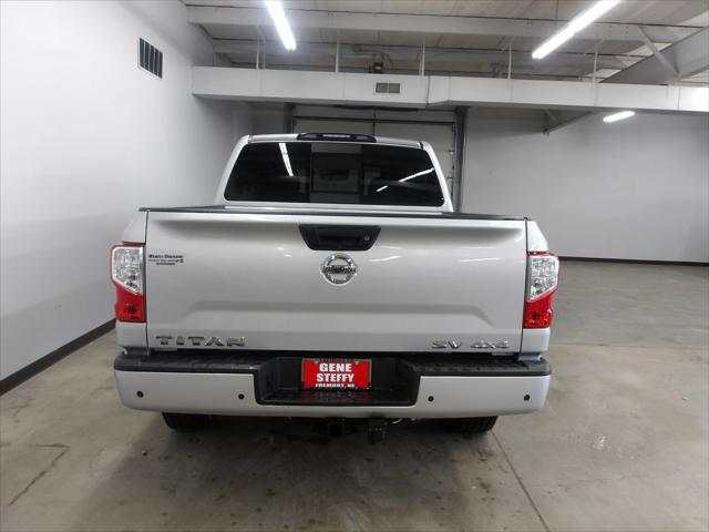 2021 Nissan TITAN Crew Cab SV 4x4 2021 Nissan TITAN Crew Cab SV 4x4