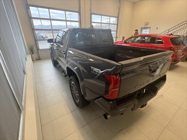 2024 Toyota Tacoma Hybrid TRD Sport