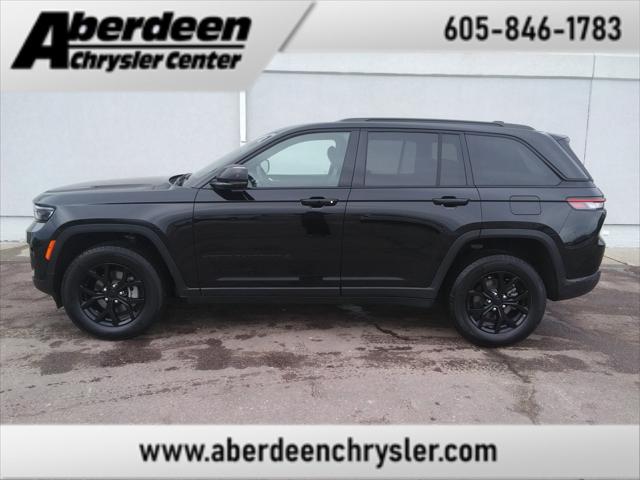2024 Jeep Grand Cherokee Altitude 4x4 2024 Jeep Grand Cherokee Altitude 4x4