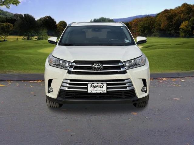 2019 Toyota Highlander Limited Platinum