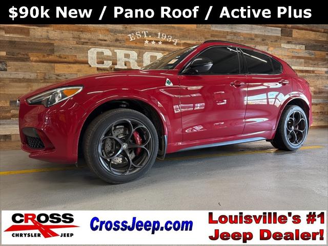 2022 Alfa Romeo Stelvio Quadrifoglio AWD 2022 Alfa Romeo Stelvio Quadrifoglio AWD