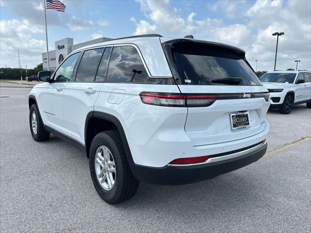 2025 Jeep Grand Cherokee GRAND CHEROKEE LAREDO 4X2