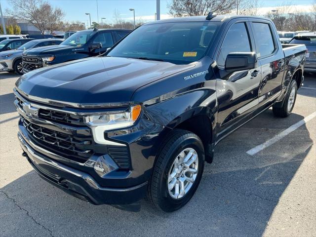 2023 Chevrolet Silverado 1500 4WD Crew Cab Short Bed RST