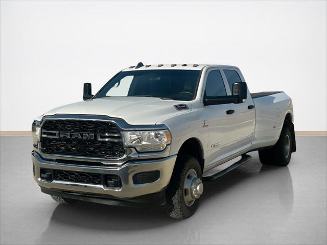 2022 RAM 3500 Tradesman Crew Cab 4x4 8 Box 2022 RAM 3500 Tradesman Crew Cab 4x4 8 Box