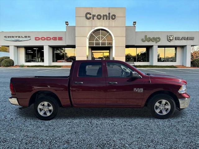 2022 RAM 1500 Classic SLT Crew Cab 4x2 57 Box