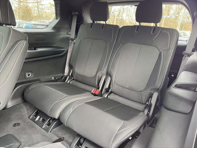2025 Jeep Grand Cherokee L Laredo X 4x4