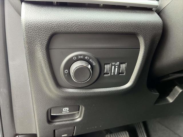2025 Jeep Grand Cherokee L Laredo X 4x4