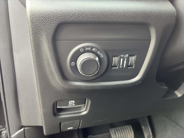 2025 Jeep Grand Cherokee L Laredo X 4x4