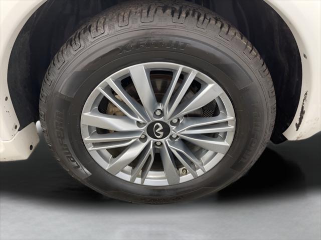 2024 INFINITI QX80 LUXE AWD