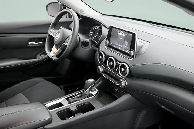 2023 Nissan Sentra SV Xtronic CVT