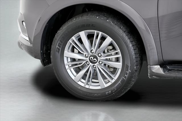 2024 INFINITI QX80 LUXE AWD