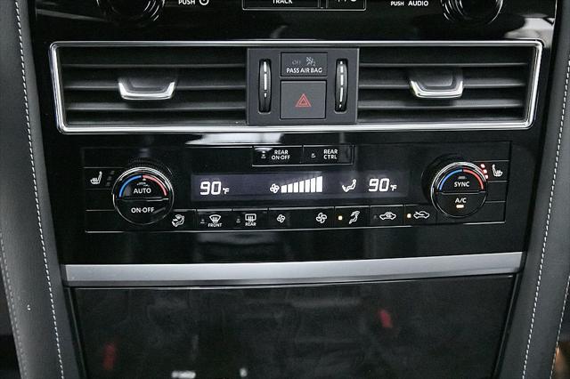 2024 INFINITI QX80 LUXE AWD