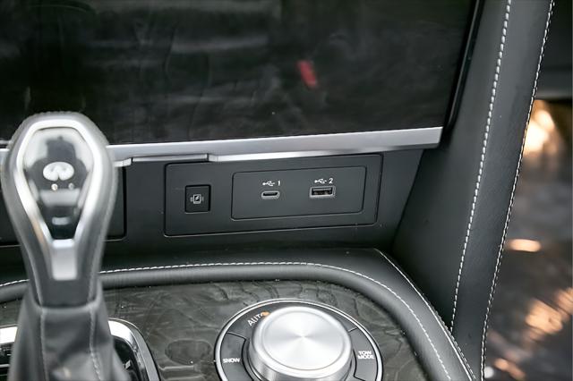 2024 INFINITI QX80 LUXE AWD