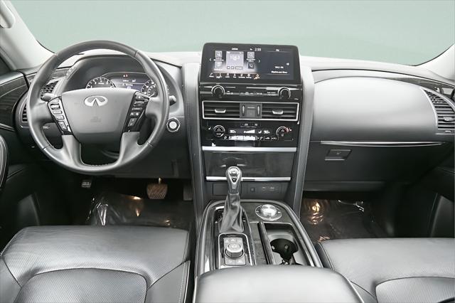 2024 INFINITI QX80 LUXE AWD