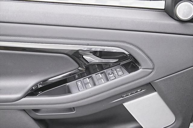 2023 Land Rover Range Rover Evoque SE