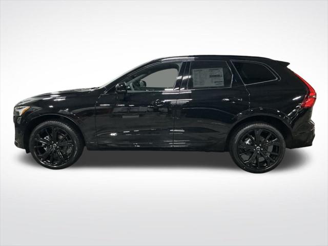 2026 Volvo XC60 B5 Ultra Black Edition