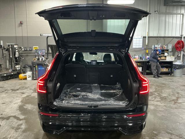2026 Volvo XC60 B5 Ultra Black Edition