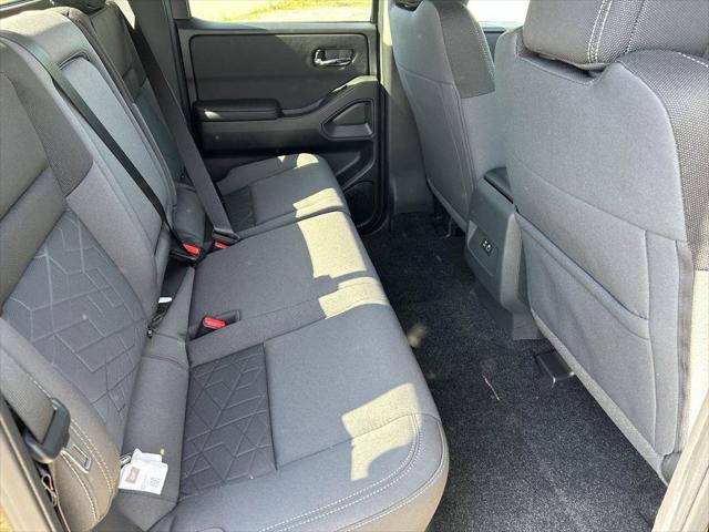 2026 Nissan Frontier Crew Cab SV 4x2