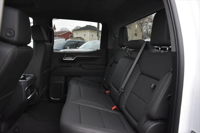 2026 GMC Sierra 1500 Crew Cab, Standard Bed, SLT, 4WD