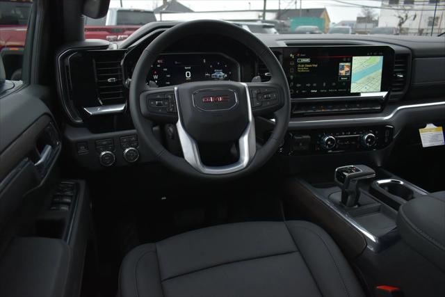 2026 GMC Sierra 1500 Crew Cab, Standard Bed, SLT, 4WD