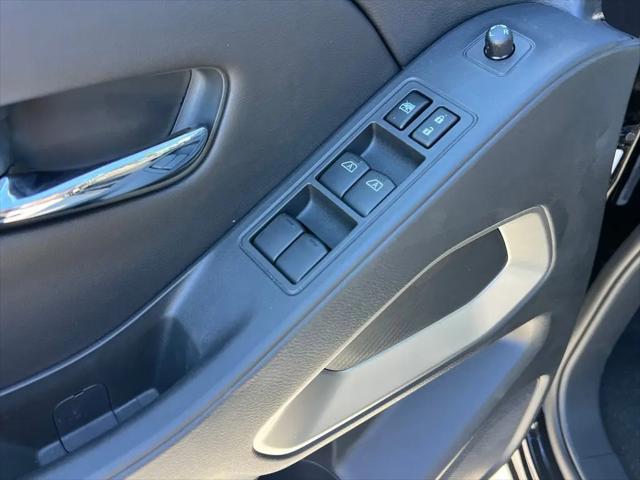 2026 Nissan Frontier Crew Cab SV 4x2