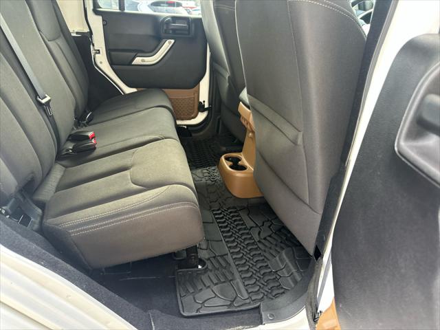 2015 Jeep Wrangler Unlimited Sahara