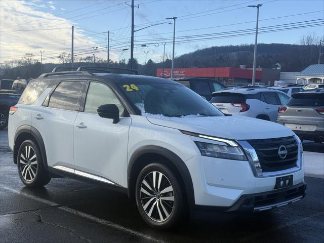 2024 Nissan Pathfinder Platinum