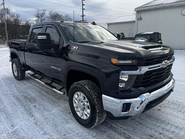 2024 Chevrolet Silverado 2500HD 4WD Crew Cab Standard Bed LT