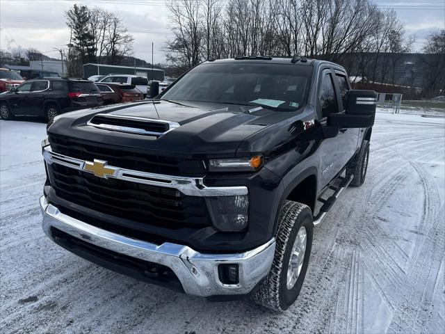 2024 Chevrolet Silverado 2500HD 4WD Crew Cab Standard Bed LT