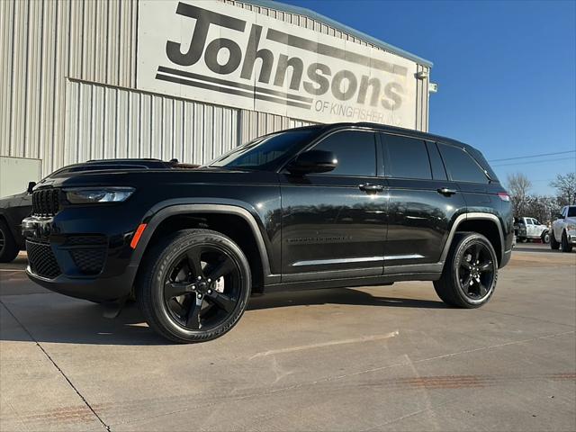 2023 Jeep Grand Cherokee Altitude 4x4 for sale in Kingfisher, OK