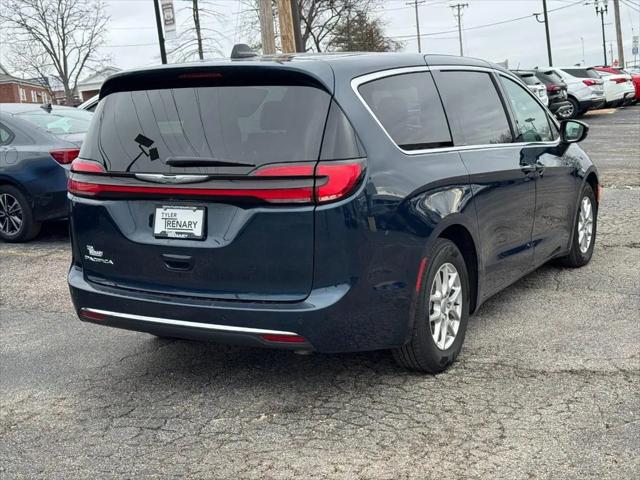 2025 Chrysler Pacifica Select 2025 Chrysler Pacifica Select