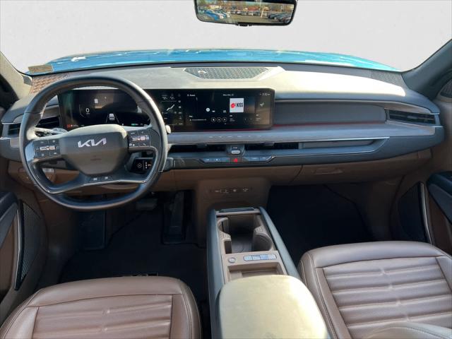 2024 Kia EV9 Land