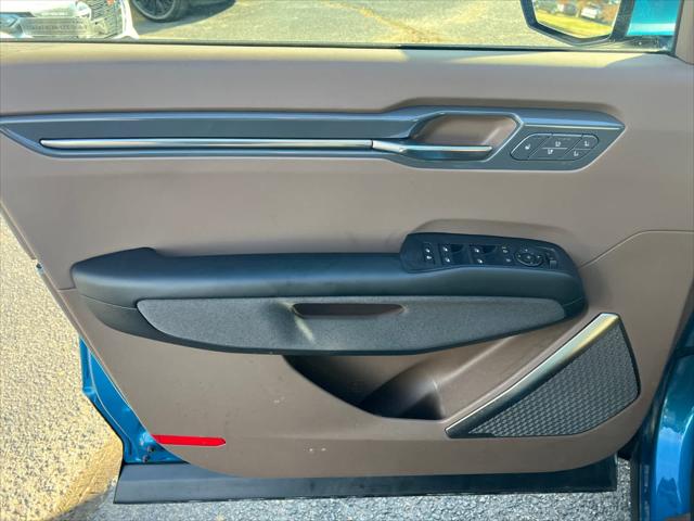 2024 Kia EV9 Land
