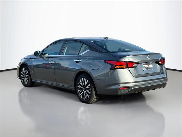 2023 Nissan Altima SV FWD