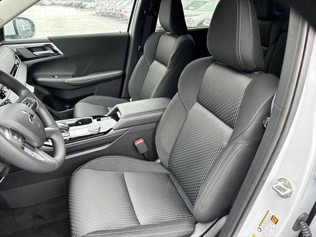 2026 Mitsubishi Outlander ES 1.5T S-AWC