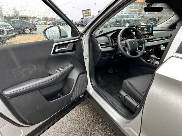 2026 Mitsubishi Outlander ES 1.5T S-AWC