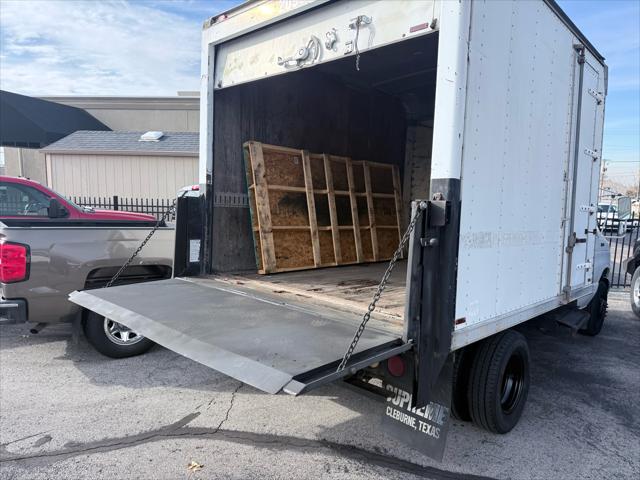 1996 Ford Econoline 138"" WB SRW